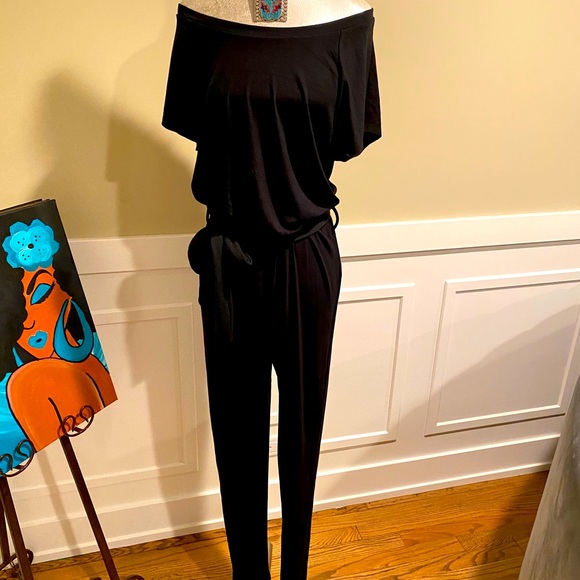 Hug me tight Jumpsuit (NWT) - Picture 6 of 7